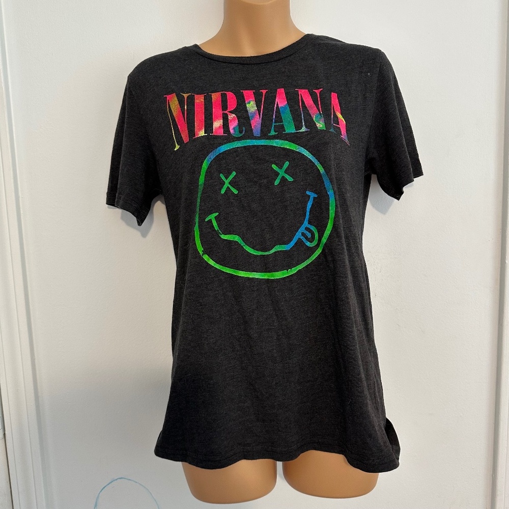 Nirvana Black Colorful Logo Short Sleeve Top‎ in M